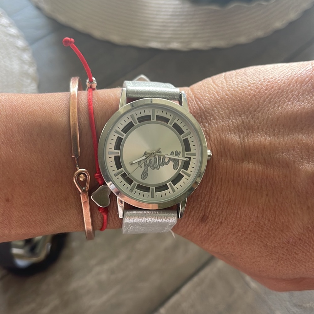 Juicy couture silver watch